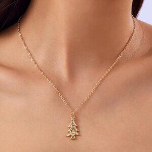 Gold Tone Christmas Tree Necklace (NWOT)